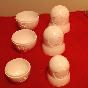 Stacking rushian doll measuring cups